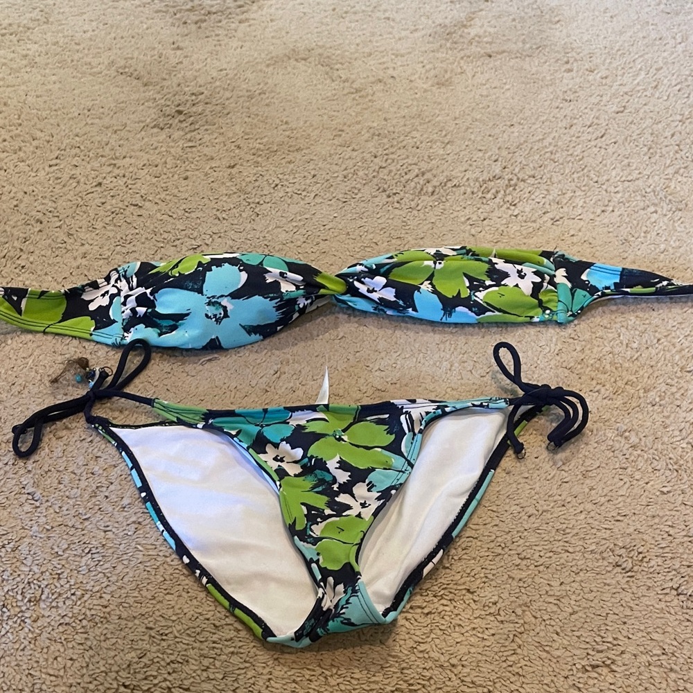 Aeropostale Navy and White Bikini Set